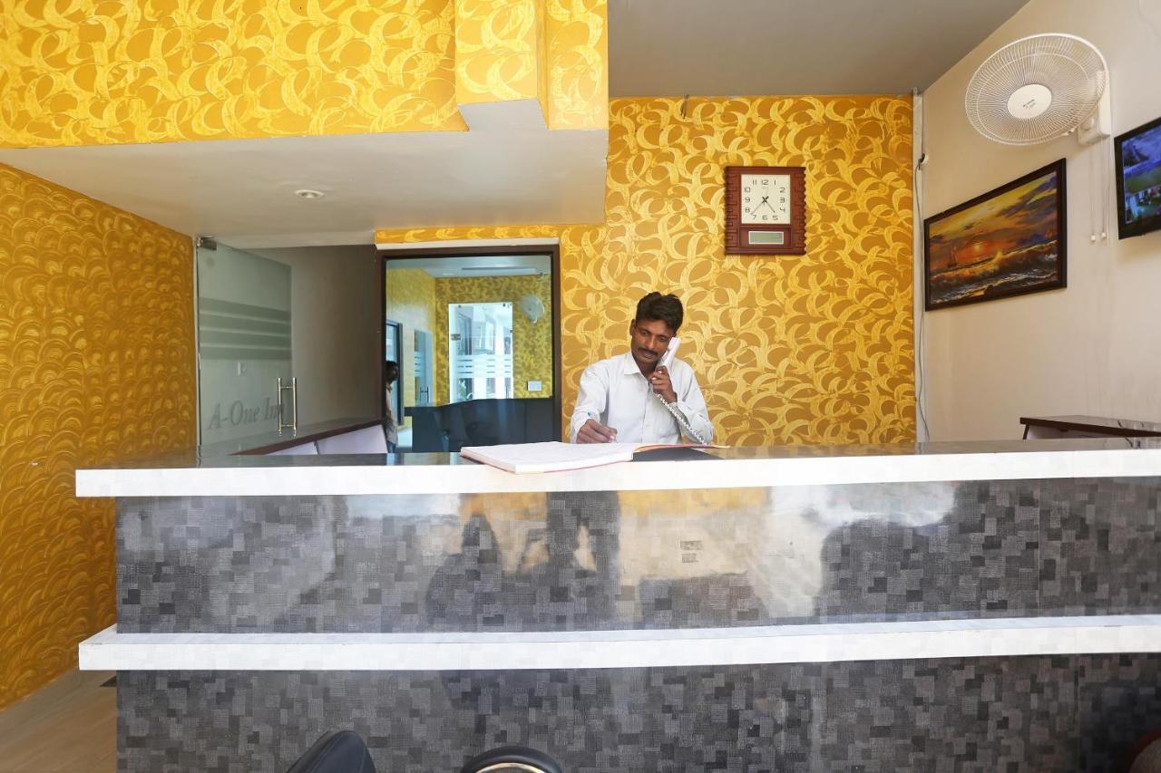 Oyo 18301 Hotel A-One Алвар Екстериор снимка