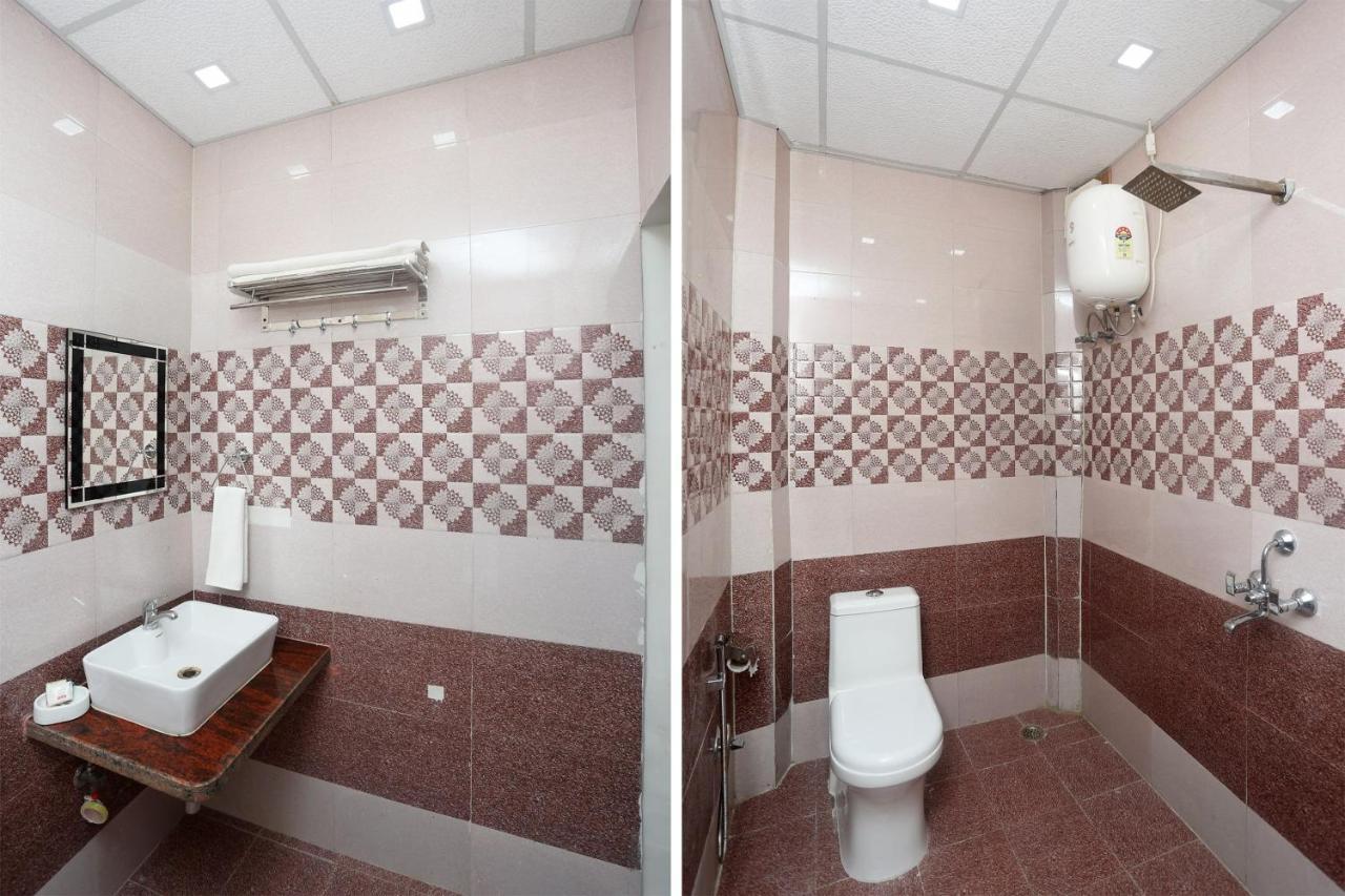 Oyo 18301 Hotel A-One Алвар Екстериор снимка